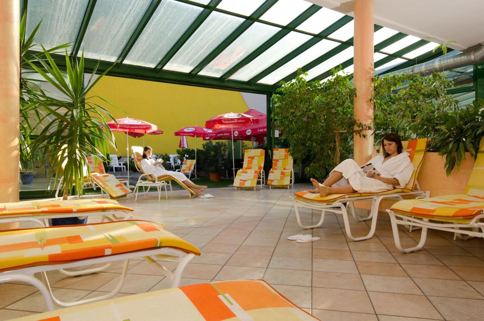 Vienna Sporthotel Ngoại thất bức ảnh