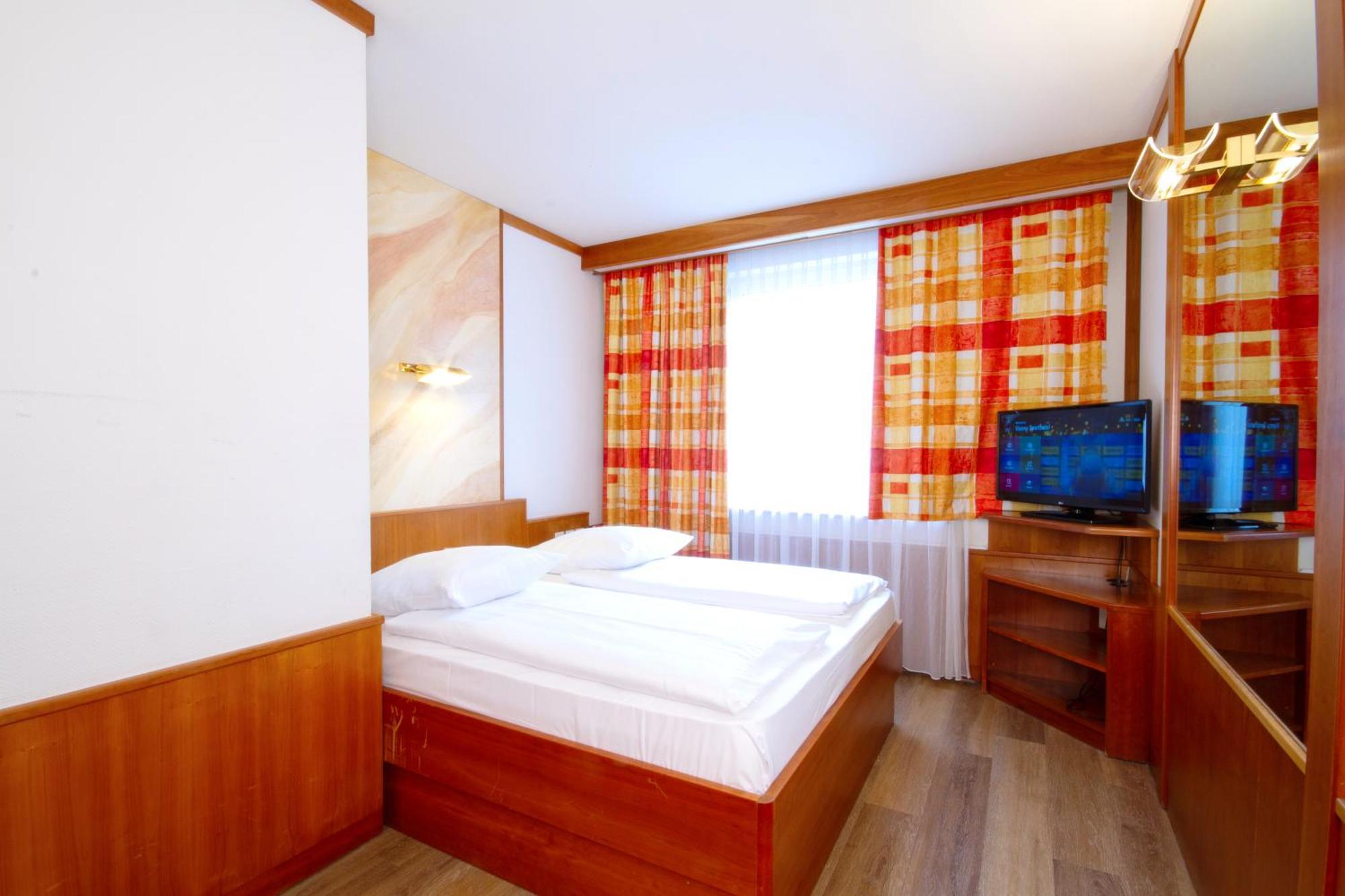 Vienna Sporthotel Ngoại thất bức ảnh
