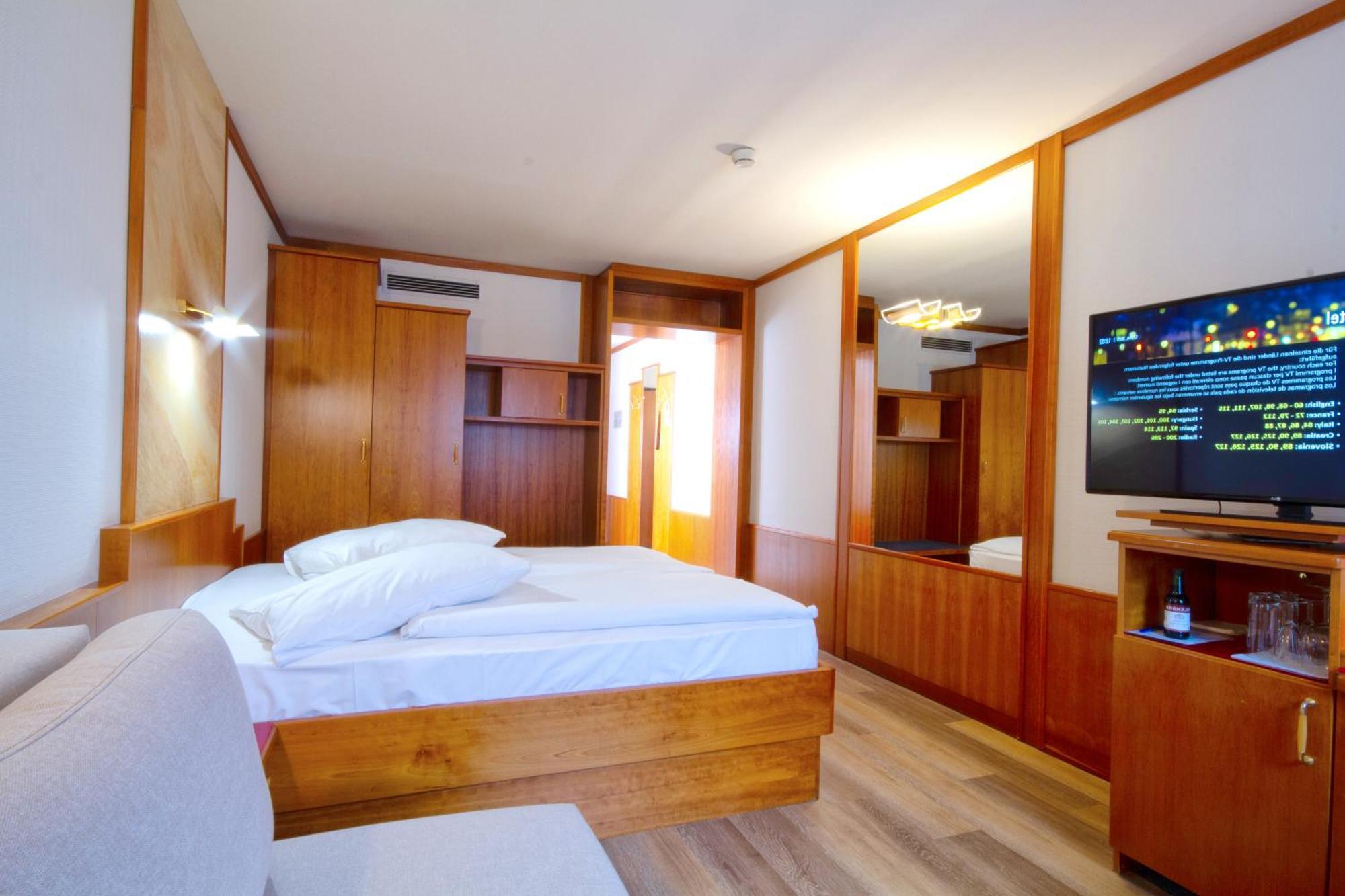 Vienna Sporthotel Ngoại thất bức ảnh